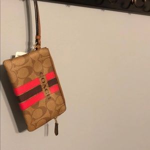 Women’s Coach Wristlet